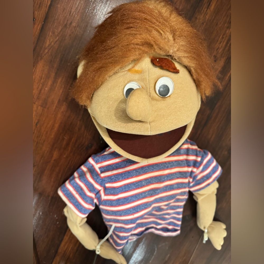 Vintage Colorful Puppet toy. 2 puppet rods included one eyebrow missing
